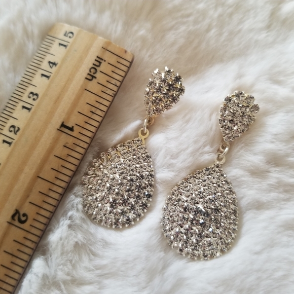 Bridal Rhinestone Earrings in Silver tone - Picture 4 of 4